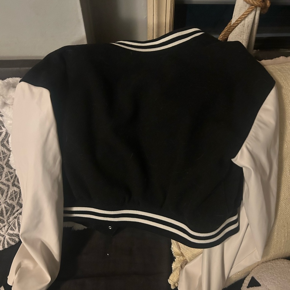 Letterman jacket - Picture 4 of 5